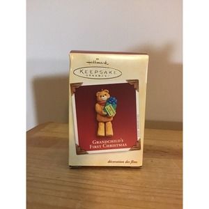 Hallmark Keepsake Ornament Grandchild’s First Christmas 2005 In Box Teddy Bear